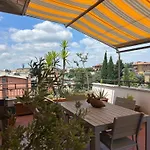Con Terrazza Vicino Gemelli E Vaticano Apartman *