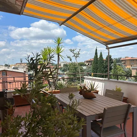 Con Terrazza Vicino Gemelli E Vaticano Daire *