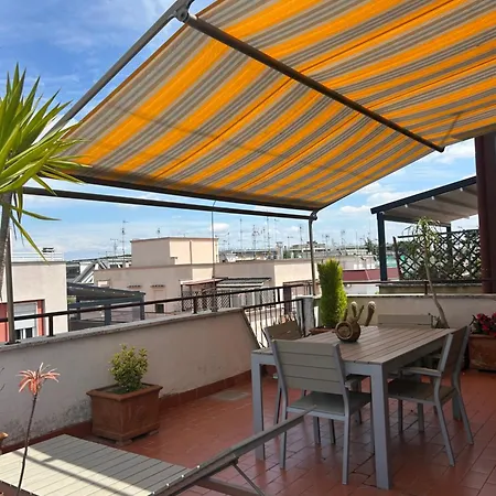 Con Terrazza Vicino Gemelli E Vaticano Rome