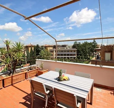 Con Terrazza Vicino Gemelli E Vaticano Daire