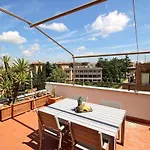 Con Terrazza Vicino Gemelli E Vaticano Appartamento